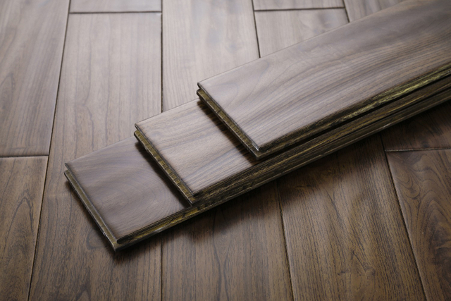 Parquet en bois massif couleur noyer, bois dur naturel, pièce entière de criquet, parquet d'intérieur